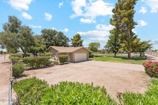 4701 W GREENWAY Road, Glendale, AZ 85306
