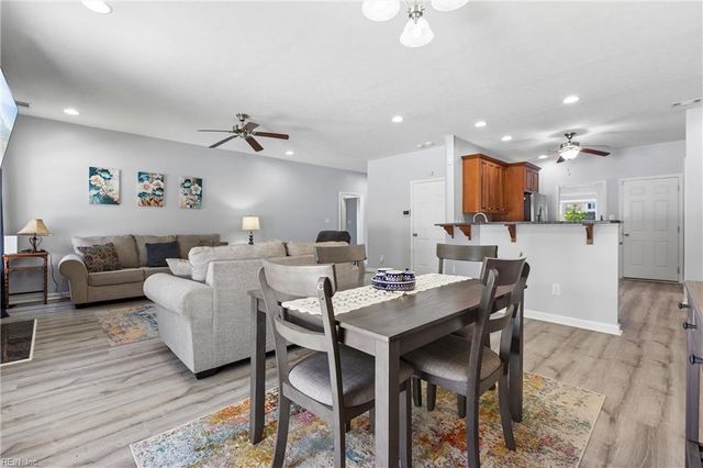 100 Seasons Walk CT, Yorktown, VA 23690