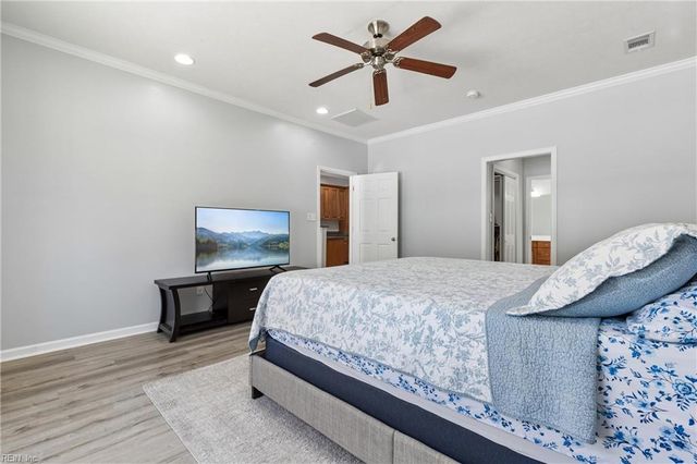 100 Seasons Walk CT, Yorktown, VA 23690