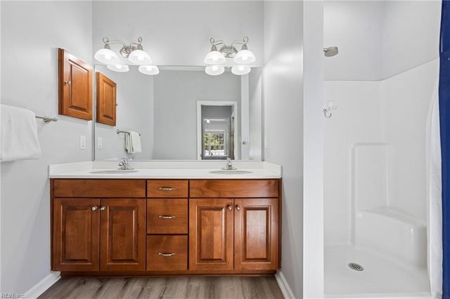 100 Seasons Walk CT, Yorktown, VA 23690