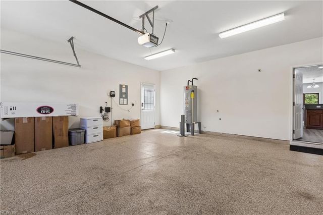 100 Seasons Walk CT, Yorktown, VA 23690