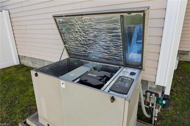 100 Seasons Walk CT, Yorktown, VA 23690