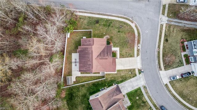 100 Seasons Walk CT, Yorktown, VA 23690