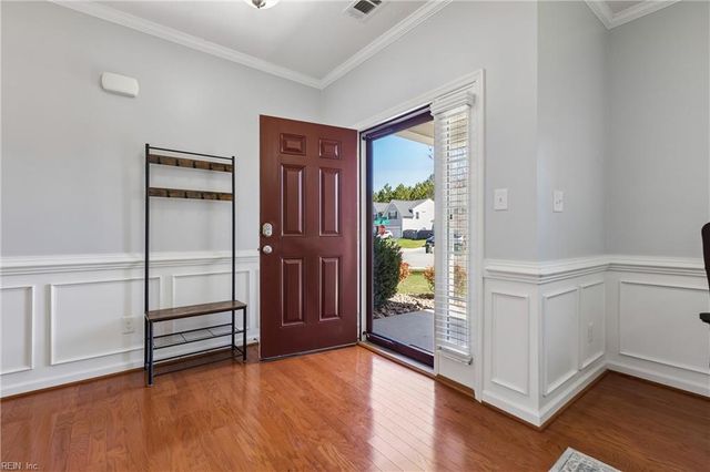 100 Seasons Walk CT, Yorktown, VA 23690