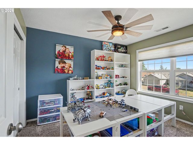 2337 MARGARETT St Nw, Salem, OR 97304