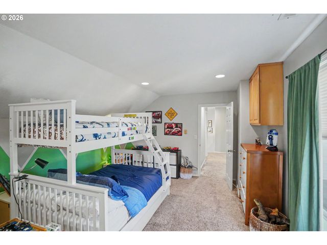 2337 MARGARETT St Nw, Salem, OR 97304