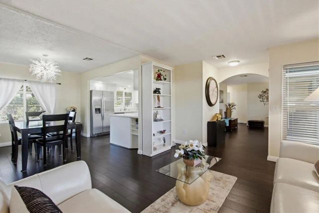 276 N El Camino Real 220, Oceanside, CA 92058