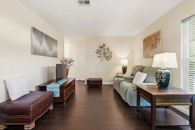 276 N El Camino Real 220, Oceanside, CA 92058