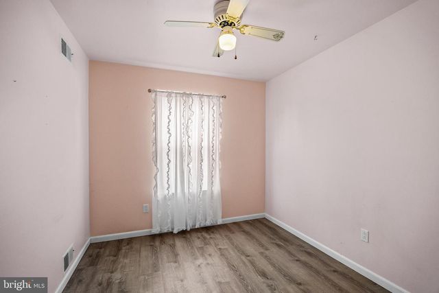 118 ROBINS RUN E, Swedesboro, NJ 08085