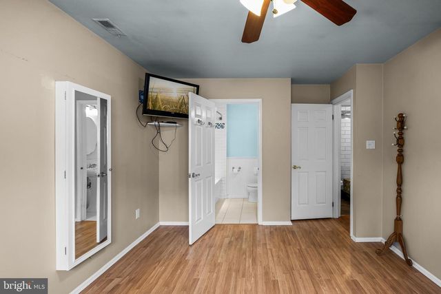 118 ROBINS RUN E, Swedesboro, NJ 08085