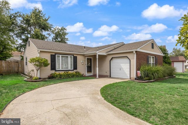 118 ROBINS RUN E, Swedesboro, NJ 08085