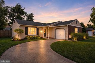 118 ROBINS RUN E, Swedesboro, NJ 08085