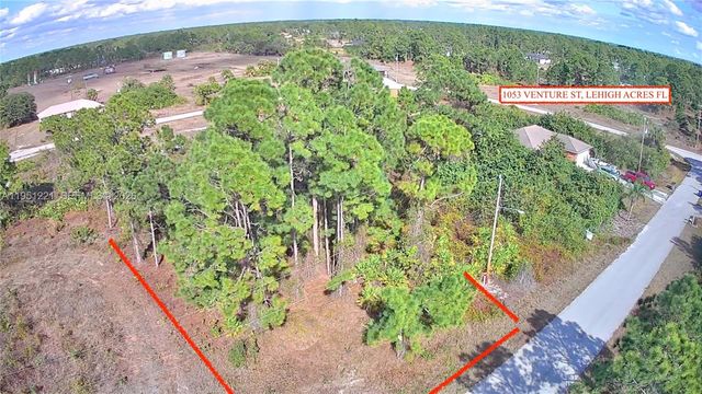 1050 Countess ave, Lehigh Acres, FL 33974