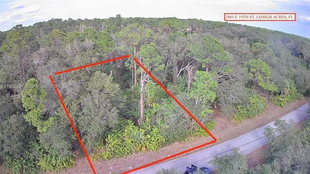 1050 Countess ave, Lehigh Acres, FL 33974