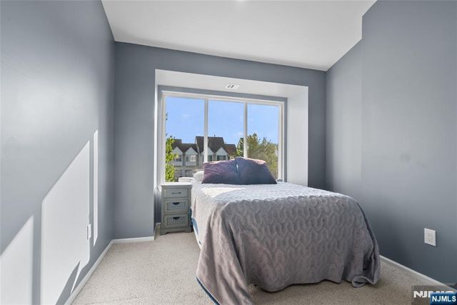 16 Franklin Court, Montville Township, NJ 07045