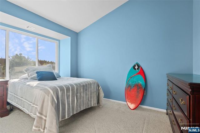 16 Franklin Court, Montville Township, NJ 07045