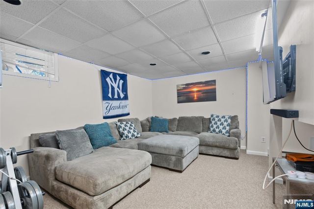 16 Franklin Court, Montville Township, NJ 07045