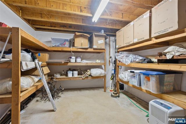 16 Franklin Court, Montville Township, NJ 07045