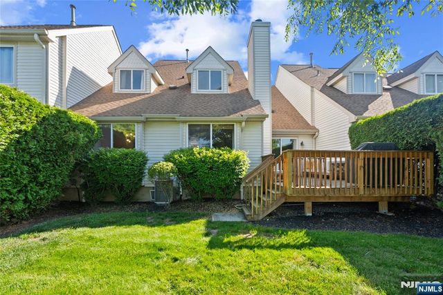 16 Franklin Court, Montville Township, NJ 07045
