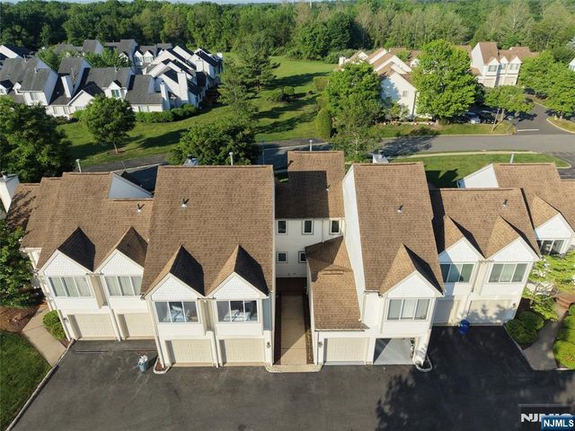 16 Franklin Court, Montville Township, NJ 07045