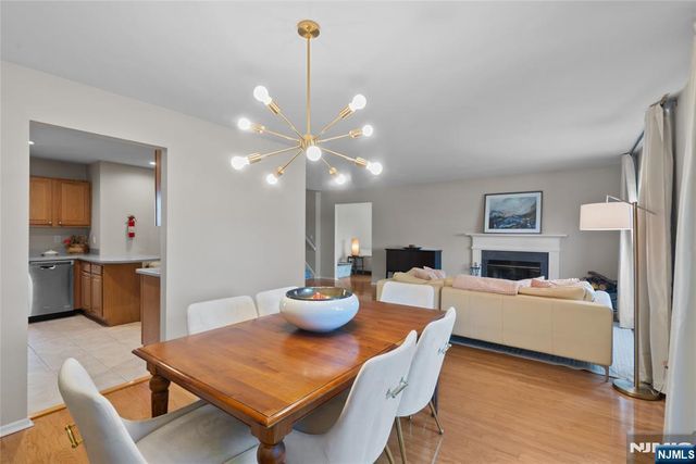 16 Franklin Court, Montville Township, NJ 07045