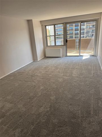 17-85 215 Street 4J, Bayside, NY 11360