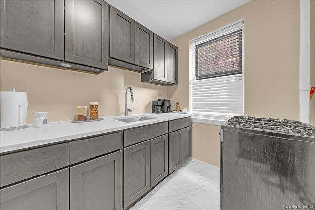 2830 Briggs Avenue 4F, Bronx, NY 10458