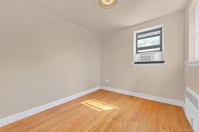 2830 Briggs Avenue 4F, Bronx, NY 10458