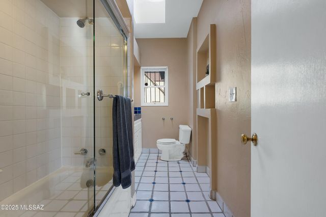 1045 N 3rd Avenue, Tucson, AZ 85705