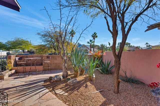 1045 N 3rd Avenue, Tucson, AZ 85705