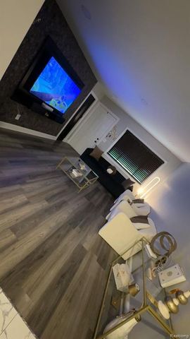 4103 Detroit Street, Dearborn Heights, MI 48125