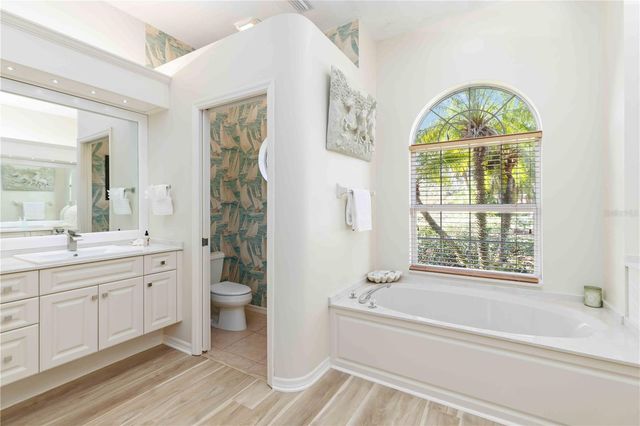 9915 OLD HYDE PARK PLACE, Bradenton, FL 34202