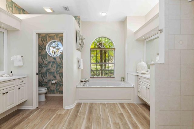 9915 OLD HYDE PARK PLACE, Bradenton, FL 34202