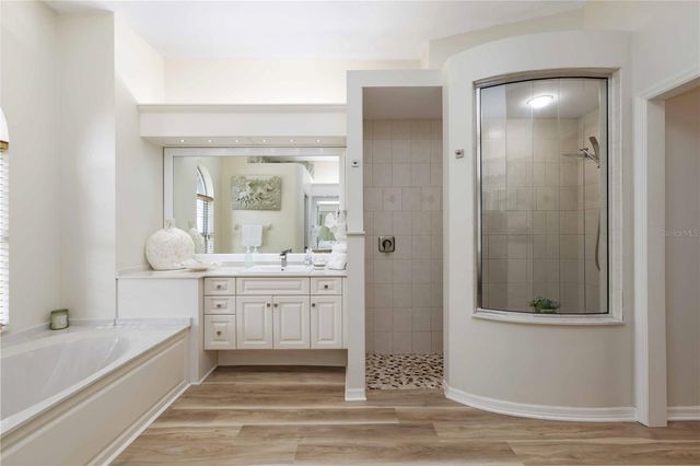 9915 OLD HYDE PARK PLACE, Bradenton, FL 34202