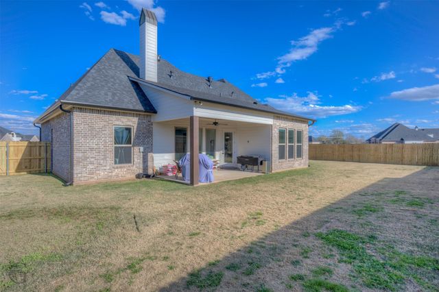 302 Elbow Slough, Bossier City, LA 71112