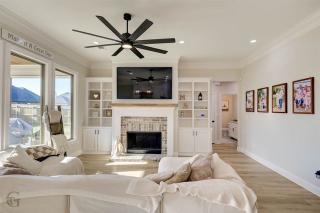 302 Elbow Slough, Bossier City, LA 71112