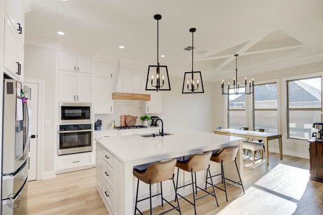 302 Elbow Slough, Bossier City, LA 71112