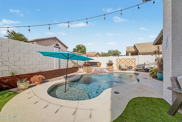 8246 W ROSE GARDEN Lane, Peoria, AZ 85382