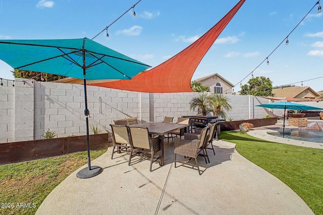 8246 W ROSE GARDEN Lane, Peoria, AZ 85382