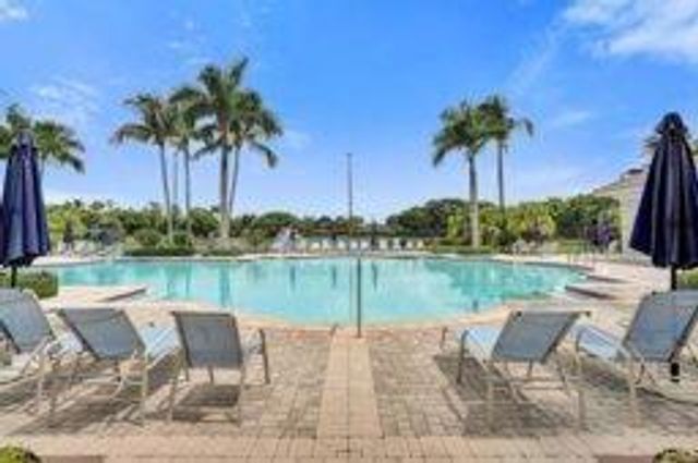 15334 Fiorenza Circle, Delray Beach, FL 33446