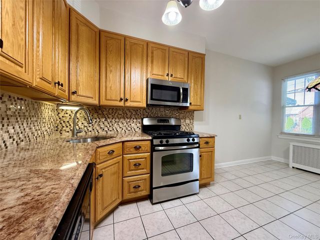 5962 69th Lane, Maspeth, NY 11378