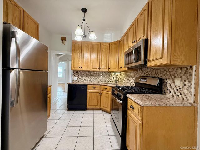 5962 69th Lane, Maspeth, NY 11378