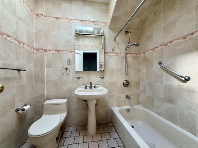 5962 69th Lane, Maspeth, NY 11378