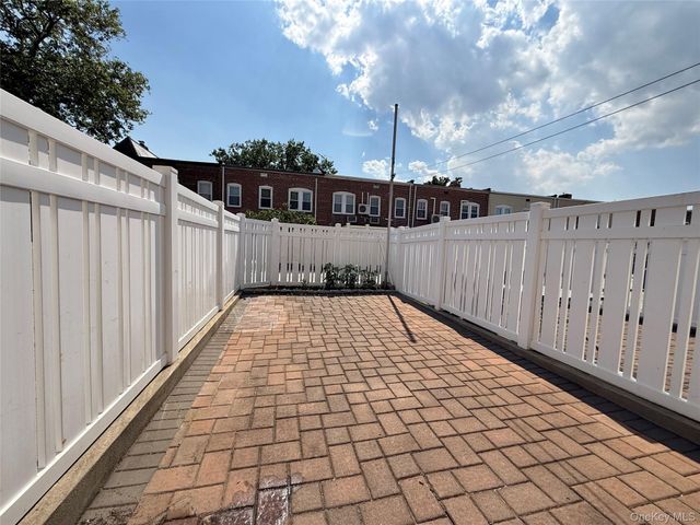 5962 69th Lane, Maspeth, NY 11378