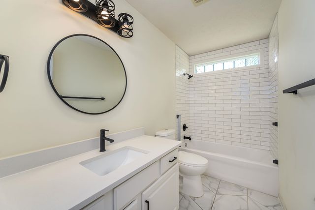 324 N Lancaster Dr, Wichita, KS 67230