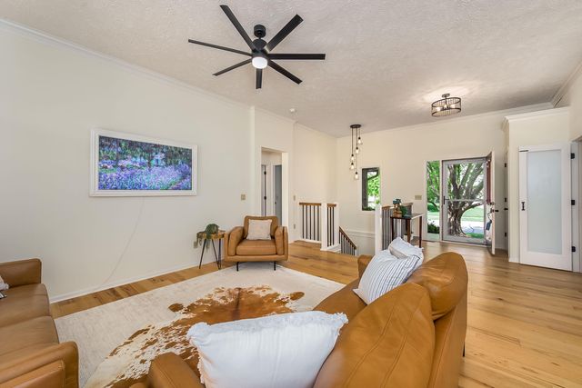 324 N Lancaster Dr, Wichita, KS 67230