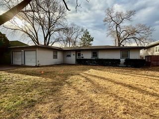 1727 W 26th Street, Lawrence, KS 66046
