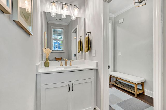 9 Hensley Road, Greenville, SC 29607