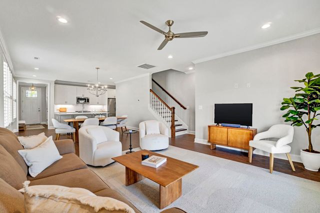 9 Hensley Road, Greenville, SC 29607