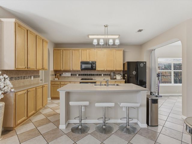 5404 Worley Drive, The Colony, TX 75056